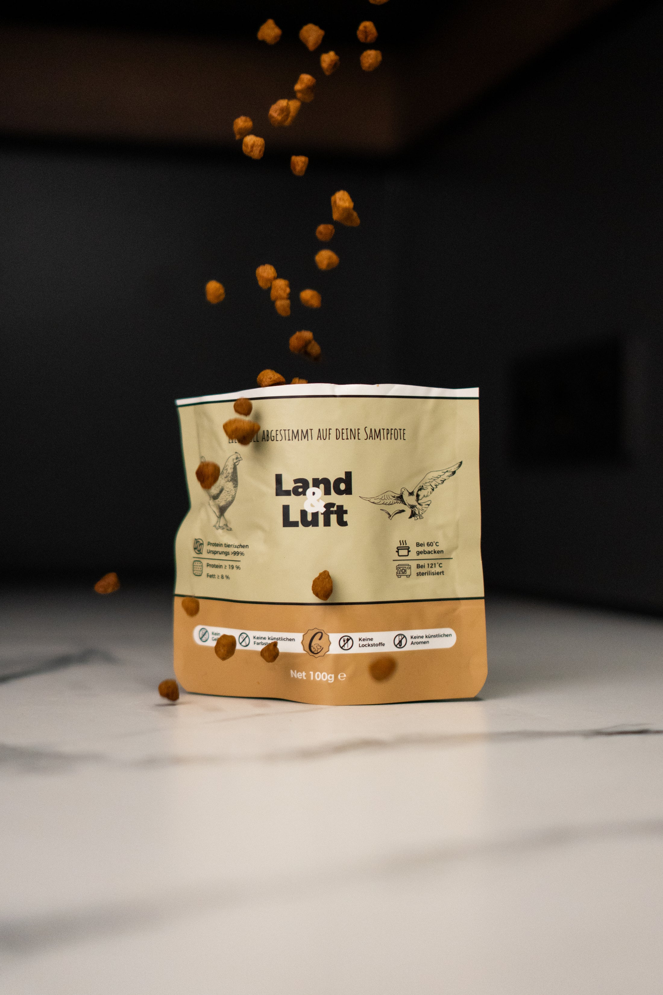 Premium-Katzenfutter –  Huhn & Jungvögel 1,2 kg